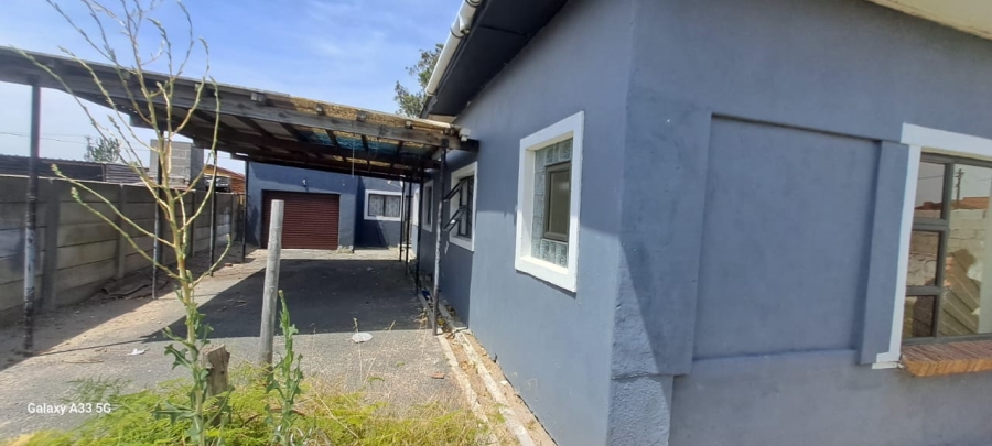 4 Bedroom Property for Sale in Florida Western Cape